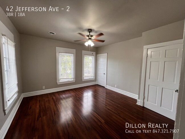 Building Photo - 42 Jefferson Ave Unit 2