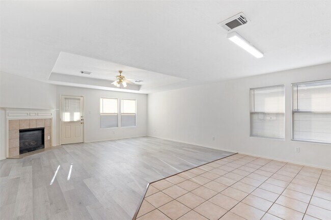 Photo - 2923 Katy Briar Ln