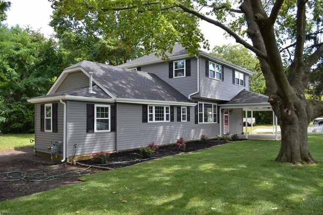 406 Edna Ave
