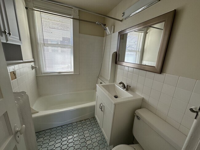 Photo - 2509 Aldrich Ave S