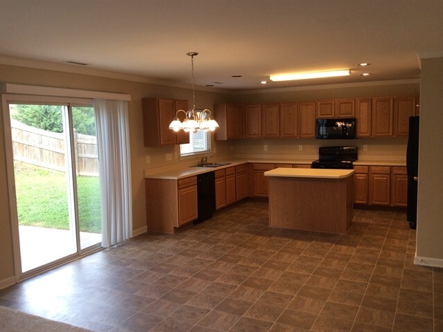 Photo - 342 Ashdale Dr