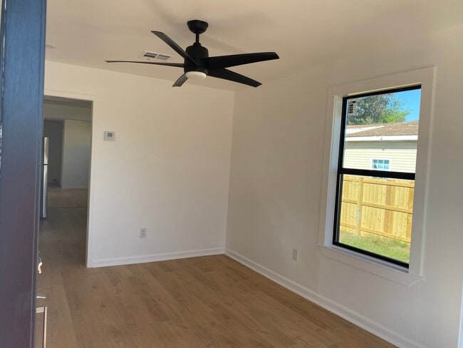 Photo - 226 Agnes St