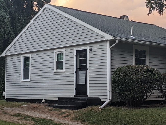 Photo - 864 Sprinkle St