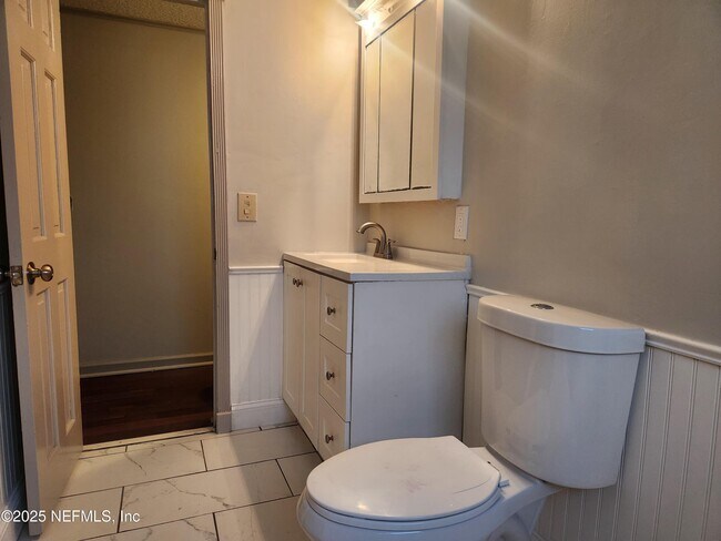 Photo - 6930 Hafford Ln