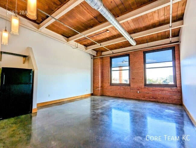Photo - 382 W 22nd St Unit 303
