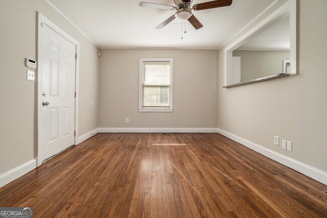 Photo - 973 Lawton St SW