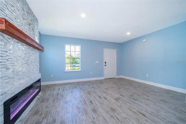Photo - 626 Taft Dr