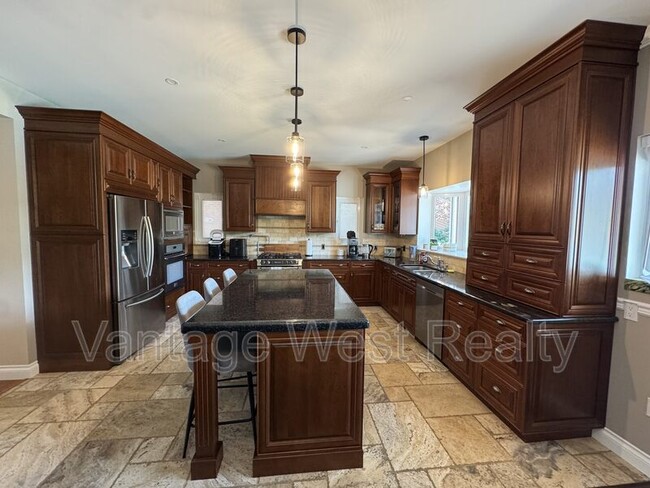 Photo - 1556 Pritchard Dr