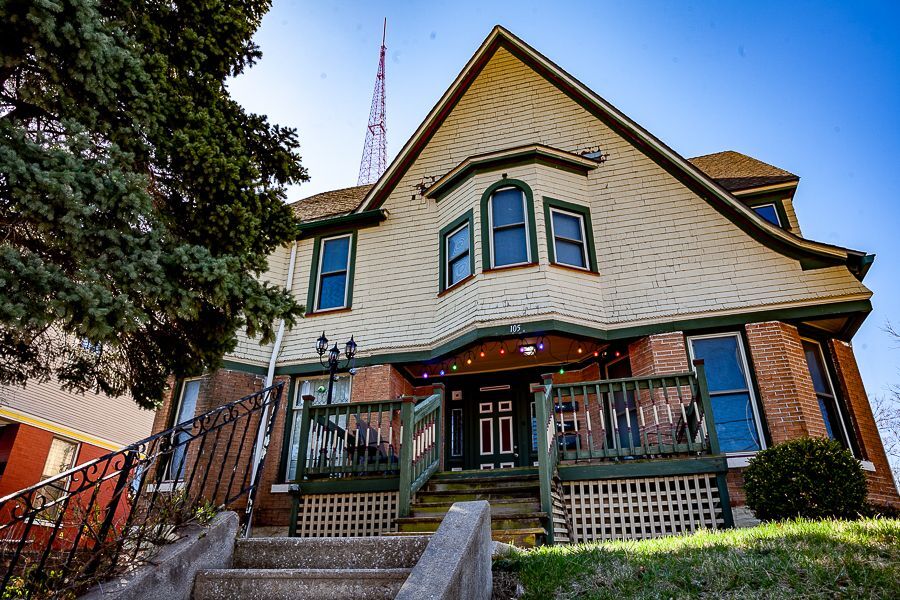 Photo - 105 E 30th St Unidad 1c