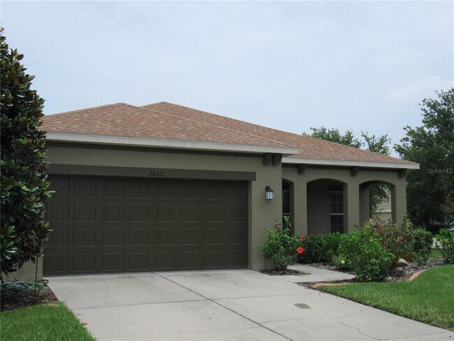 Photo - 2822 Maple Brook Loop