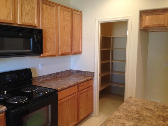 Photo - 2050 S Falcon Dr