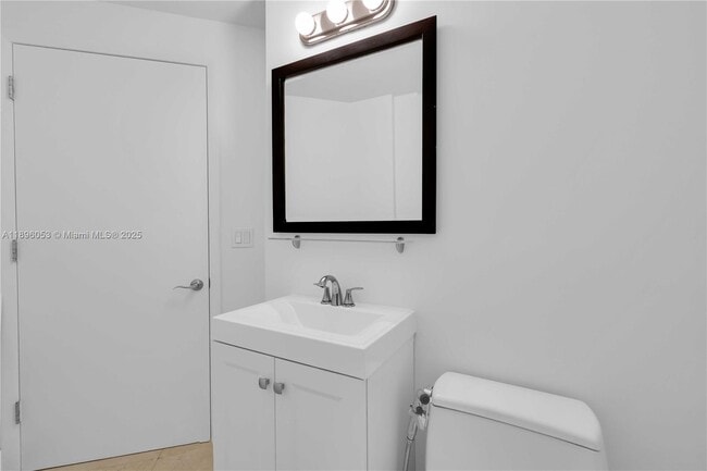 Photo - 3131 NE 188th St Unidad 2-1005