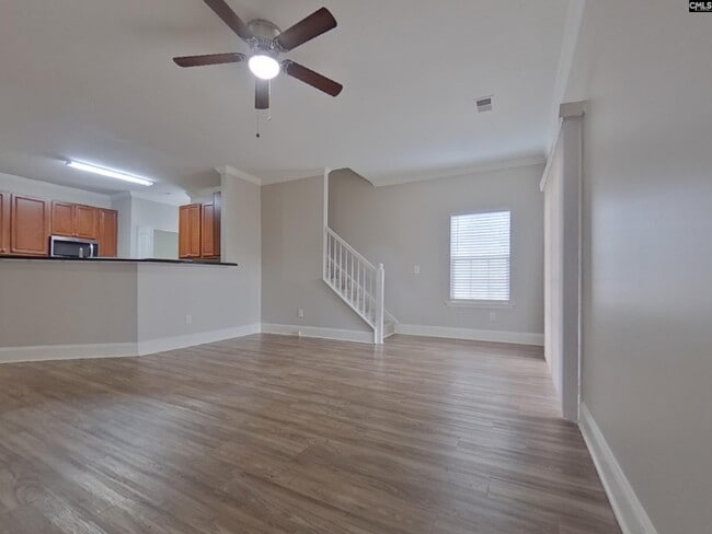 Photo - 302 Merchants Dr