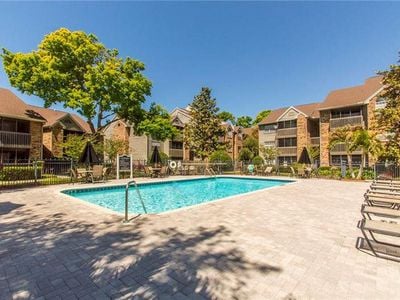 Building Photo - 2500 Winding Creek Blvd Unit B201