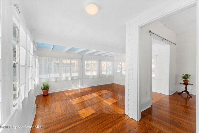 Photo - 1804 Tangerine St