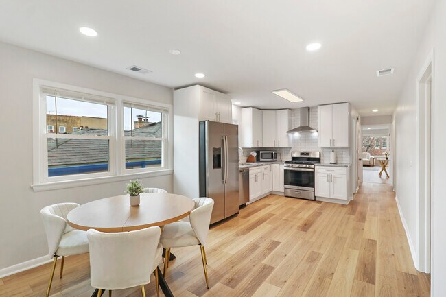 Photo - 135 Custer Ave Unit 3