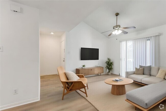 Building Photo - 10051 Westpark Dr Unit 274 Rental
