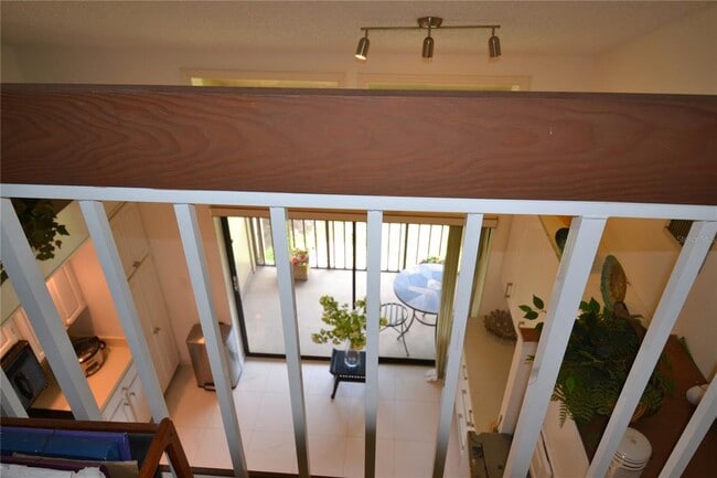 Photo - 112 Lindsay Ln