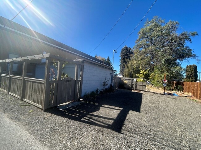 Photo - Newly Remodled Studio in Downtown Redmond