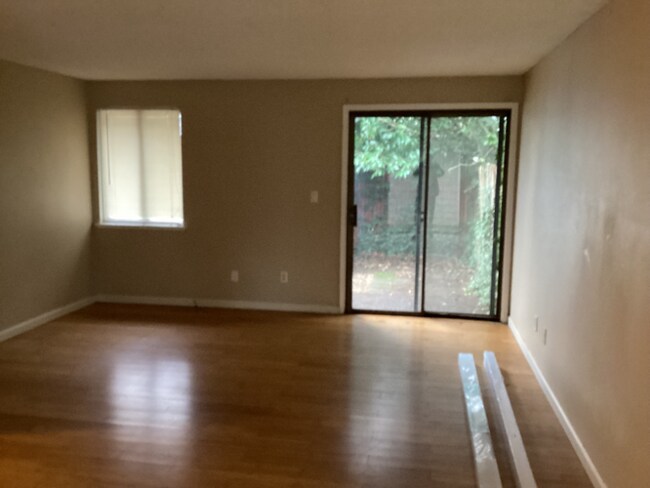 Photo - 3515 NE View Ave