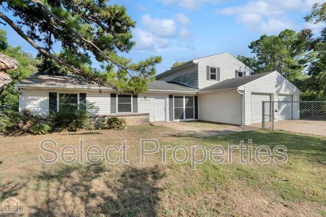 Photo - 722 Kitchen St