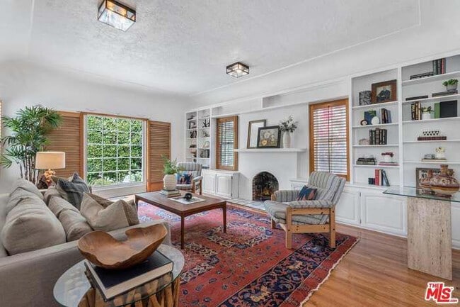 Photo - 464 S Sherbourne Dr