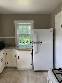Photo - 65 Cloverdale Rd