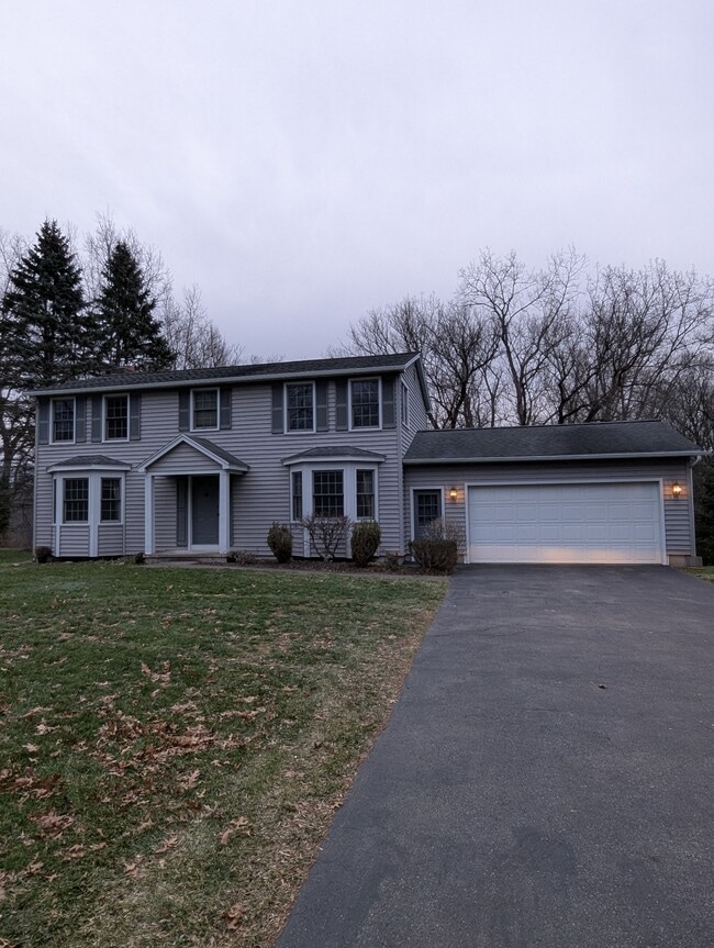 Building Photo - 288 East St