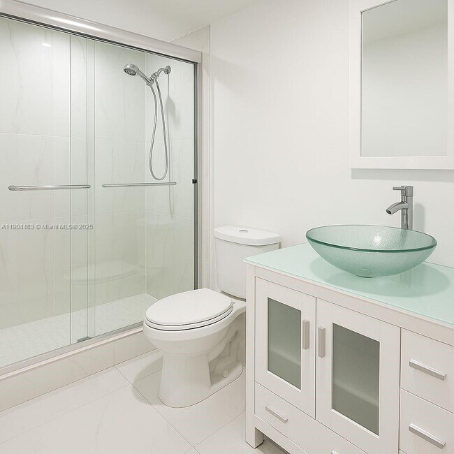 Photo - 100 Bayview Dr Unit 517