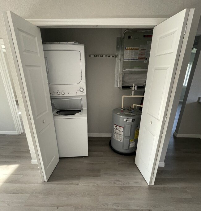 Photo - 1935 Ave O SW Unidad 102