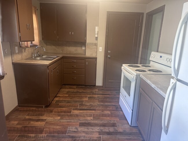Photo - 820 Lewis Ave Unit 22