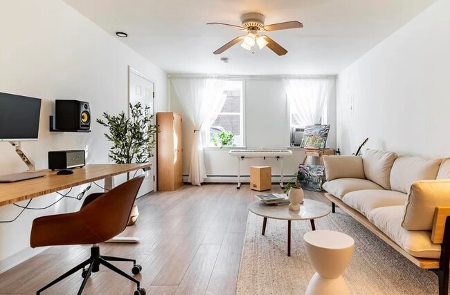 Photo - 109 Coles St