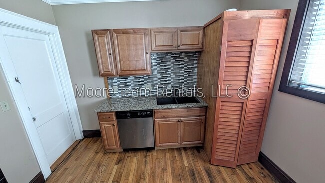Photo - MainStN446 Unit 2