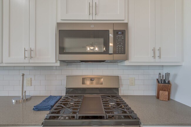 Photo - Horizon Village