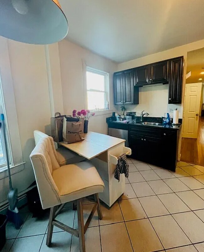 51 Calumet St Unit 1