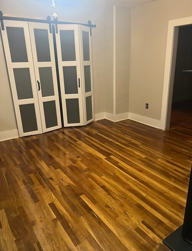 Photo - 46 N Main St Unidad 2