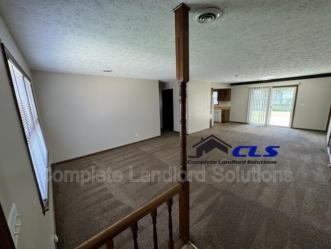Building Photo - 1795 E Southern Manor Dr Rental