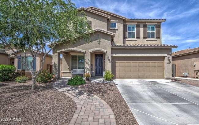 Building Photo - Beautiful 4 bedroom-2 1/2 bath in San Tan Valley
