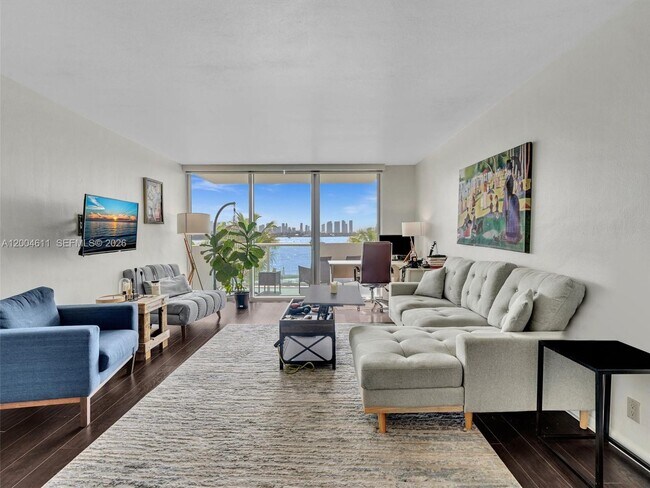Photo - 1200 West Ave Unit 305