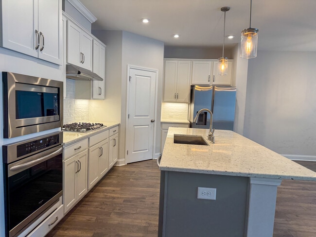 Photo - 2202 Rooster Spur Ct