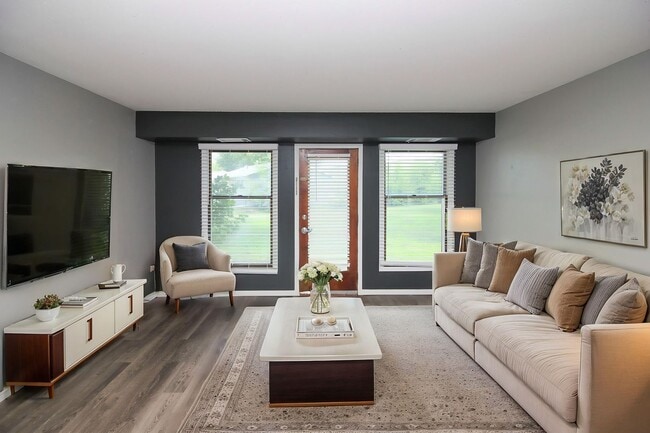 Photo - Teak Apartments