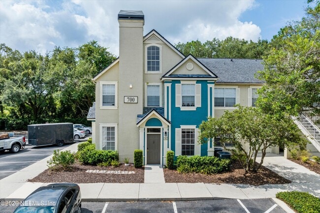 Photo - 13700 Richmond Park Dr N Unit 701
