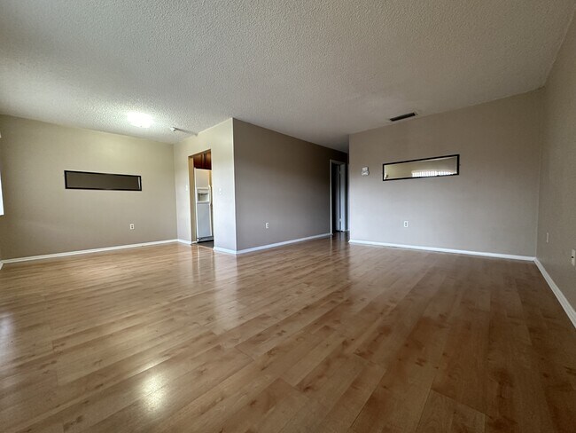 Photo - 4800 Rilma Ave