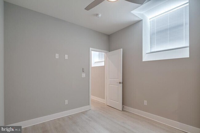 Photo - 1607 Catharine St Unidad B