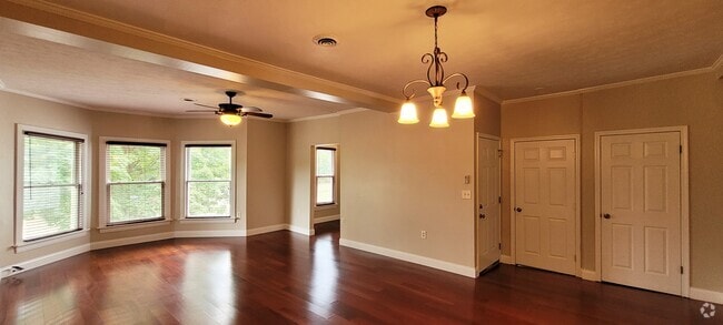 Building Photo - 350 Euclid Ave Unit A Rental