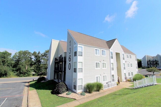 1360I Hunters Road