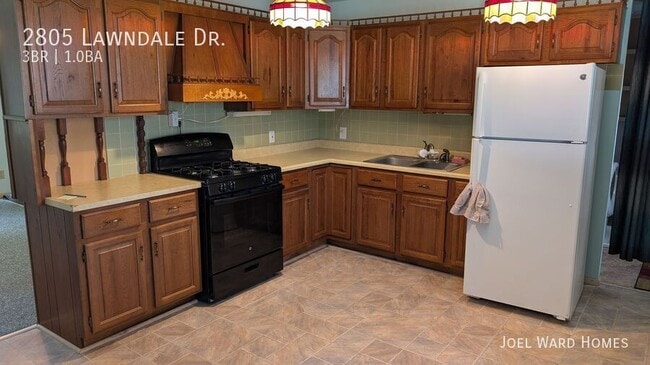 Photo - 2805 Lawndale Dr