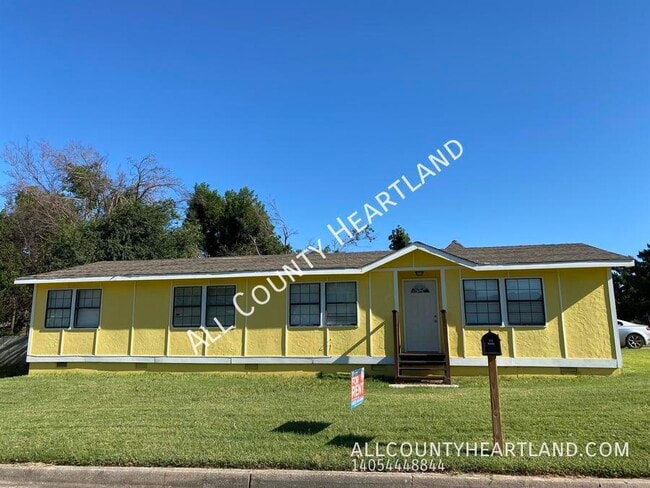 Building Photo - 1401 N Independence Ave