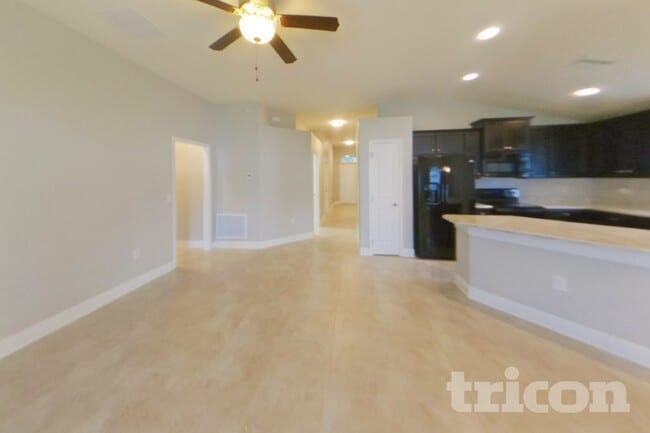 10853 Kirkwall Port Dr
