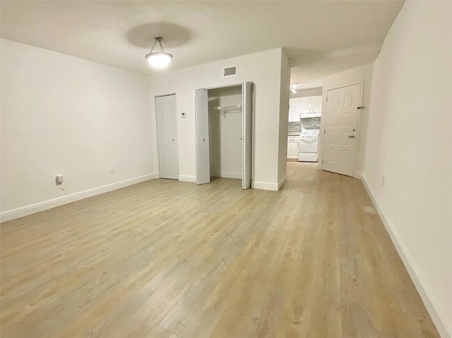 Photo - 9517 Fontainebleau Blvd Unit 521-411